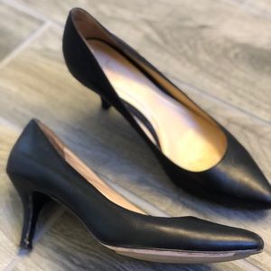 Women’s Cole Haan heel